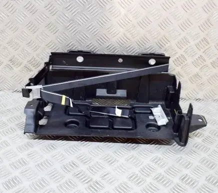 Battery box tray