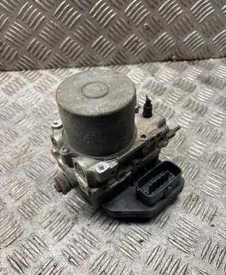 Mazda 6 ABS Pump 