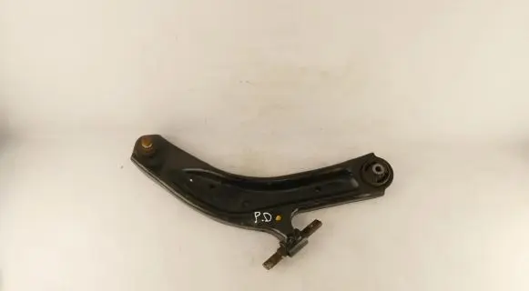 Nissan X-Trail T32 Front lower control arm/wishbone