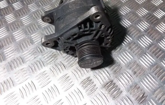 Renault Modus Generator/alternator 8200360480