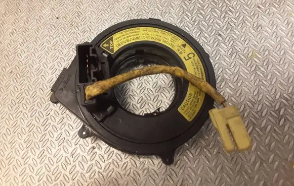 Lexus IS 200-300 Steering angle sensor 