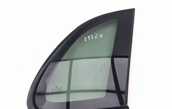 Chrysler PT Cruiser Rear side window 0506702