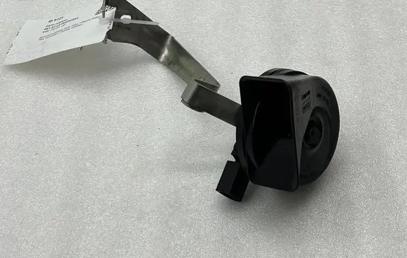 BMW 1 F40 Horn signal 7214930