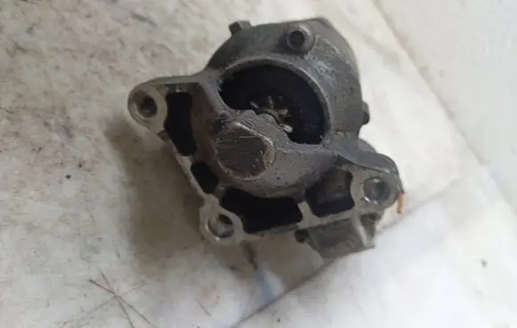 Renault Megane II Starter motor D7E47 8200266777A