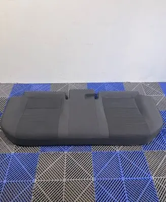Toyota Auris E180 Rear seat 