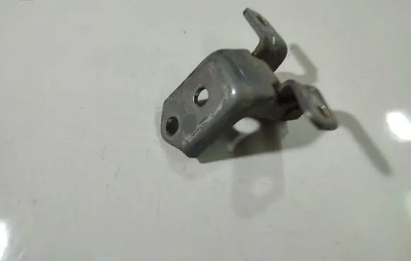 Mazda 3 I Rear door lower hinge 