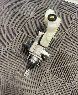Master brake cylinder