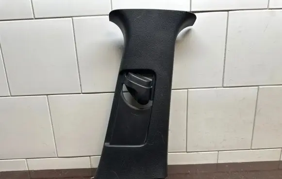 Toyota Prius (XW50) (B) pillar trim (top) 6241047100