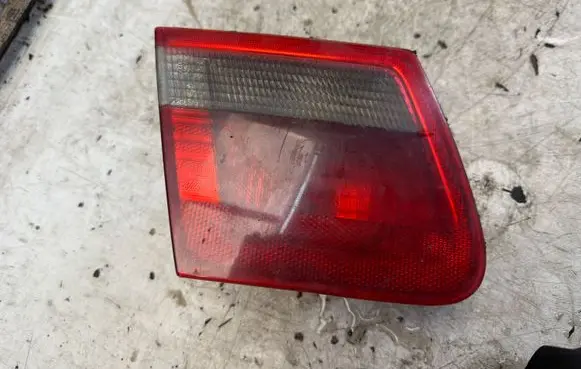 BMW 3 E46 Tailgate rear/tail lights 63218368