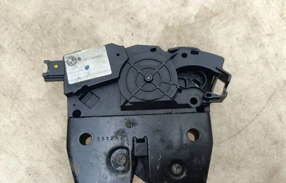 BMW 3 E90 E91 Tailgate/trunk/boot lock/catch/latch 7119049 986945103 15223210