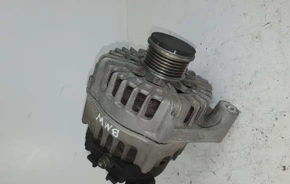 BMW 1 F20 F21 Generator/alternator 8519890 2617511A