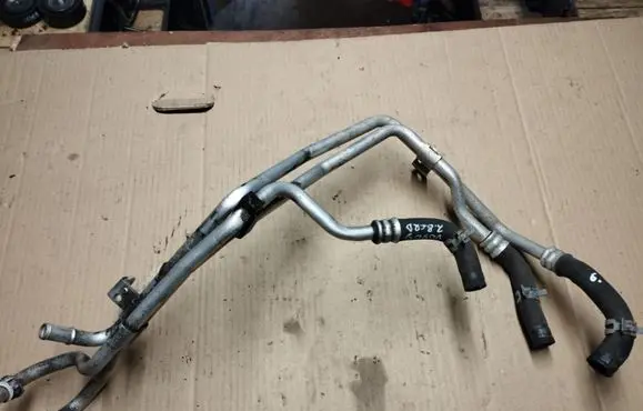 Chrysler Voyager Engine coolant pipe/hose