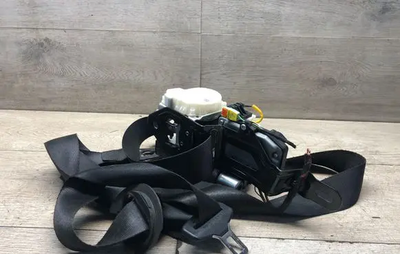 Mercedes-Benz E W213 Front seatbelt 34027306A