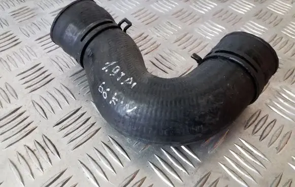 Volkswagen Golf IV Intercooler hose/pipe 1J0145838B