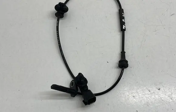 Tesla Model 3 ABS rear brake sensor 118877100A