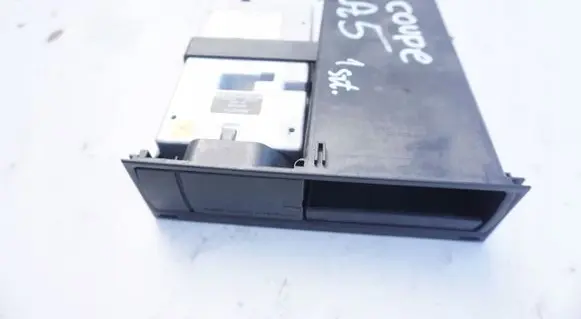 Audi A5 8T 8F Head unit multimedia control 4E0035785A