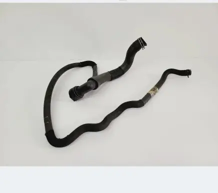 Opel Insignia A Engine coolant pipe/hose