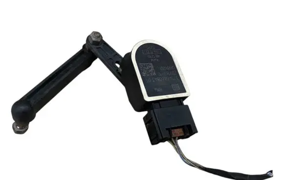BMW X4 F26 Headlight/headlamp level sensor 6860843 37146860843