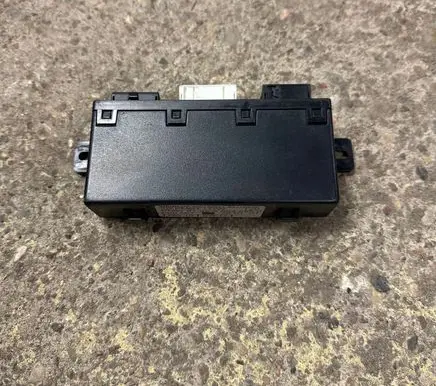 BMW 5 E39 Comfort/convenience module 69042559 689667