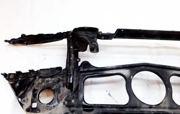 BMW 5 E39 Radiator support slam panel 8362434