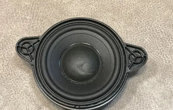 Mercedes-Benz E A207 Panel speaker A1728200602