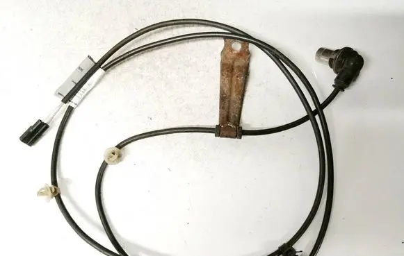 Hyundai Tucson JM ABS brake wheel speed sensor