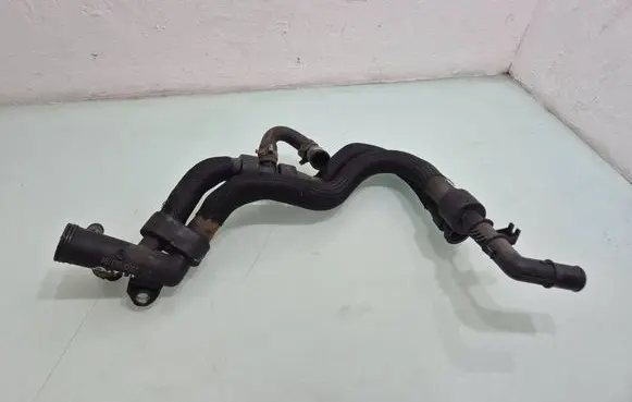 Ford Fiesta Engine coolant pipe/hose L04220007003784