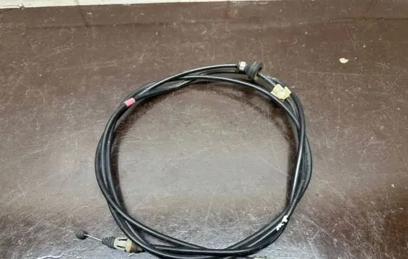 Mitsubishi Outlander Engine bonnet/hood lock release cable 