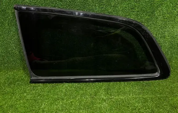 Ford Fiesta Rear side window 43R011595