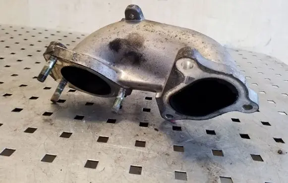 Toyota RAV 4 (XA20) Other engine bay part