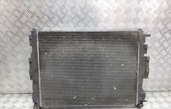 Renault Scenic II - Grand scenic II Coolant radiator 8200357536A