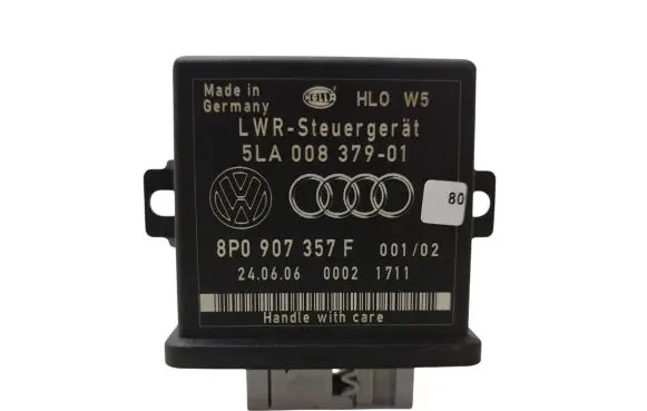 Audi Q7 4L Light module LCM 8P0907357F 5LA00837901