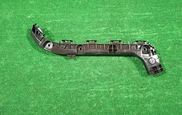 Toyota Corolla E210 E21 Rear bumper mounting bracket 5257602201