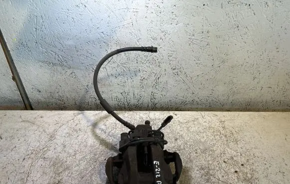 Mercedes-Benz E W212 Rear brake caliper