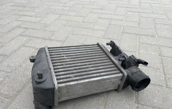 Audi A6 S6 C6 4F Intercooler radiator 4F0145805E