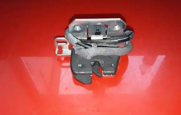 Mercedes-Benz C W204 Seat back rest lock catch A2049200372