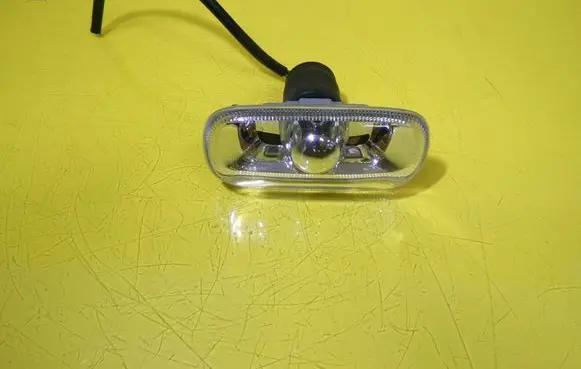 Audi A6 S6 C5 4B Front fender indicator light 8E0949127