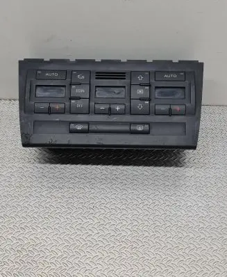 Audi A4 S4 B7 8E 8H Climate control unit 8E0820043BL 0578966