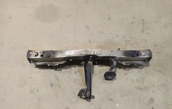 Toyota Corolla Verso AR10 Radiator support slam panel 