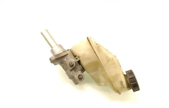 Master brake cylinder