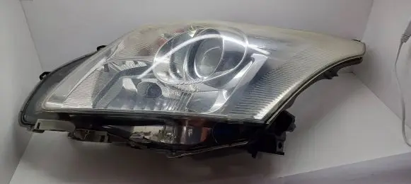 Toyota Avensis T270 Headlight/headlamp 8116605310 279120L