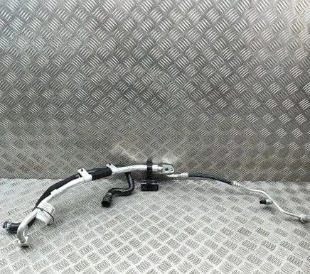 BMW X5 G05 Air conditioning (A/C) pipe/hose 9496579 6992935