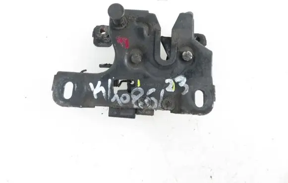 Audi A3 S3 8L Engine bonnet/hood lock/catch 8L0823509C