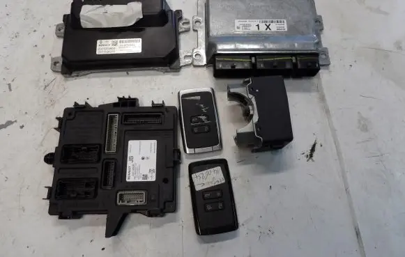 Renault Megane IV Engine ECU kit and lock set 237A00032R