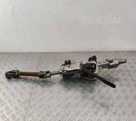 Steering wheel axle set