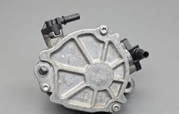 Ford Fiesta Vacuum pump 9804021880