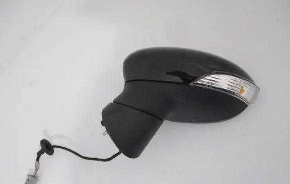 Ford Fiesta Front door electric wing mirror 6PIN