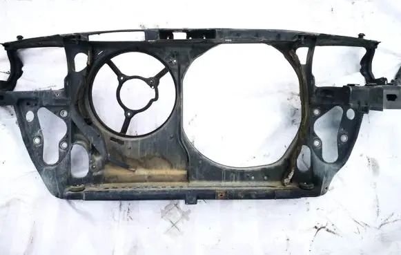 Volkswagen PASSAT B5 Radiator support slam panel 3b0805534