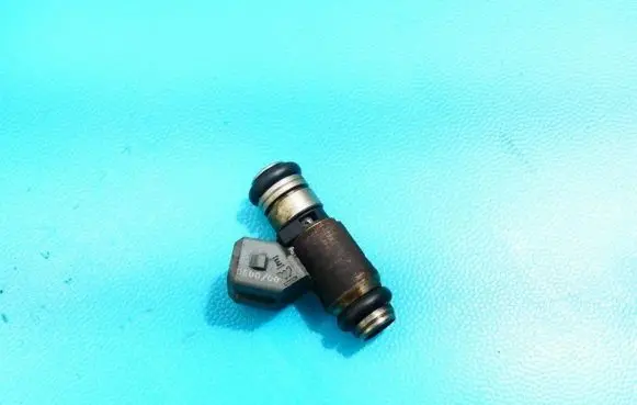 Mercedes-Benz A W168 Fuel injector IWP071 IMPRK1213176