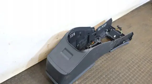 Peugeot 508 Center console